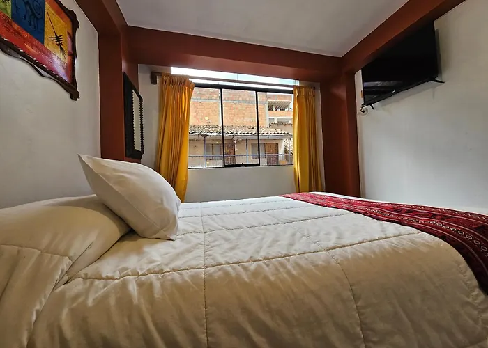 Con Vista A La Ciudad Santa Ana Gasthof 3*